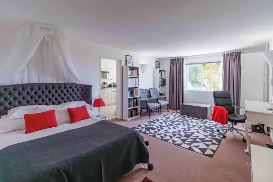 To Let 2 Bedroom Property for Rent in Tamboerskloof Western Cape